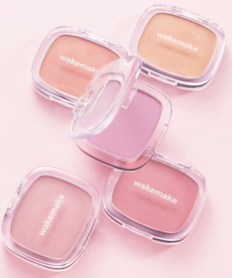 WAKE MAKE Sheer Breeze Blusher 5g en différentes teintes, blush léger et naturel pour rehausser votre teint.