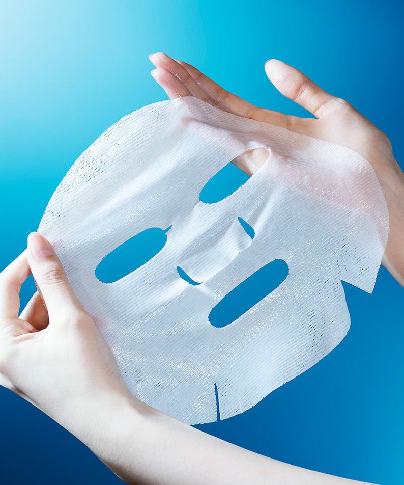 WELLAGE  Hyper Peptide Bandage Lifting Mask 25mlx5 sheets : masque en tissu avec mains sur fond bleu.