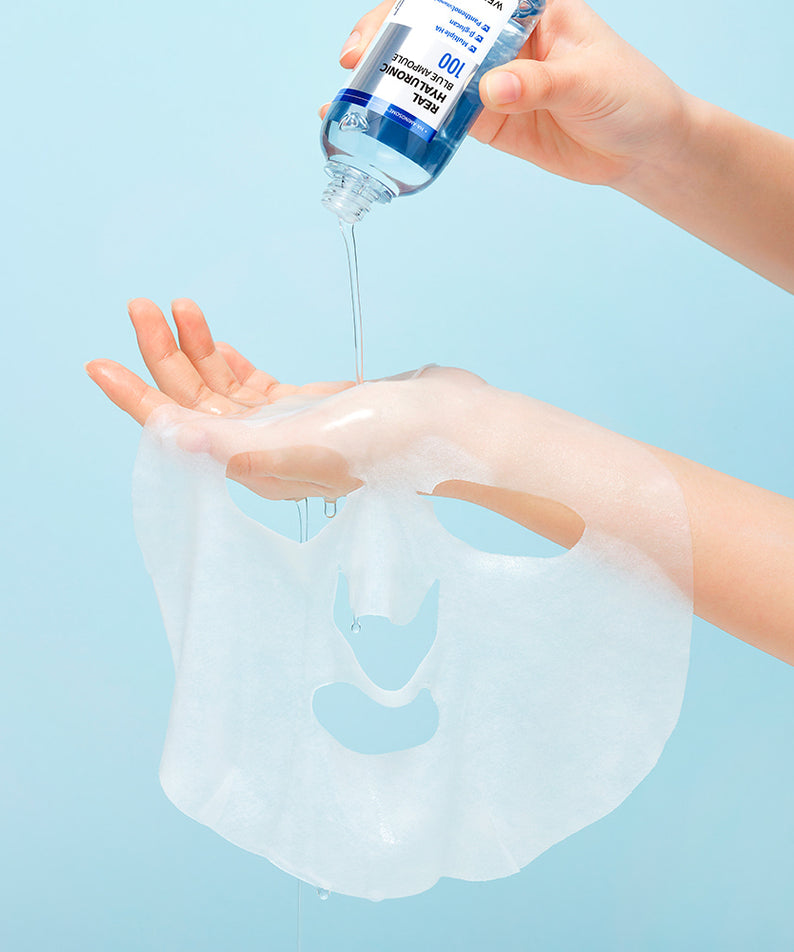 WELLAGE Real Hyaluronic Blue Ampoule Mask 5 Sheets masque visage hydratant avec sérum appliqué