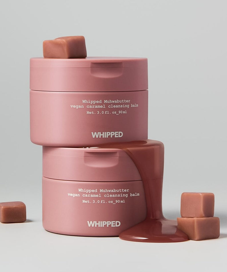 WHIPPED Fig Butter Vegan Caramel Cleansing Balm 90ml : pot cosmétique vegan caramel, figue, sur fond clair.