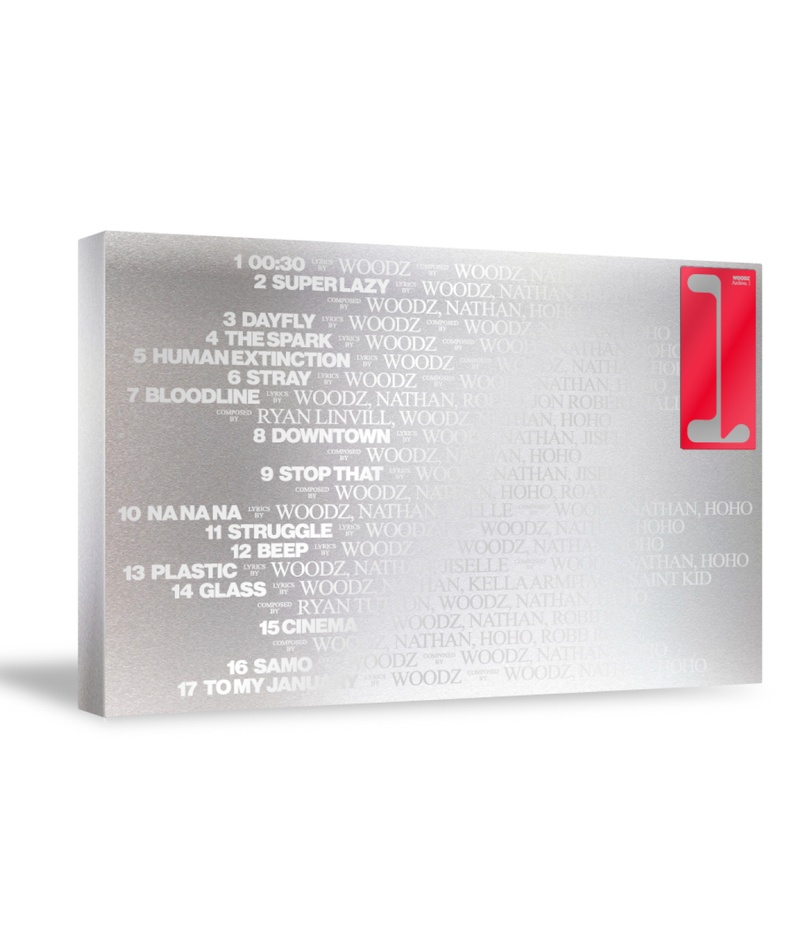 WOODZ - 1st Full Album [Archive. 1] (Main Ver.) - Album Kpop : jaquette argenté arrière sur fond blanc.