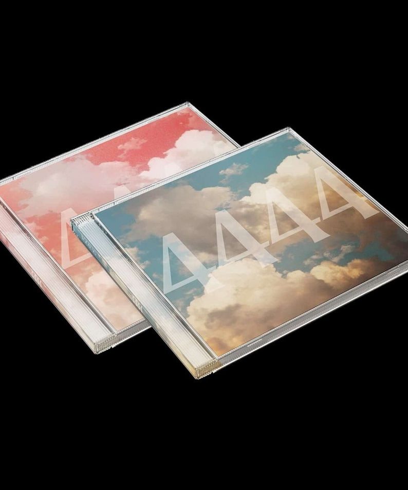 WOOSUNG - 4444 (JEWEL RED VER. / JEWEL BLUE VER.) (Random) - Album Kpop, jaquettes rouge et bleu sur fond noir.