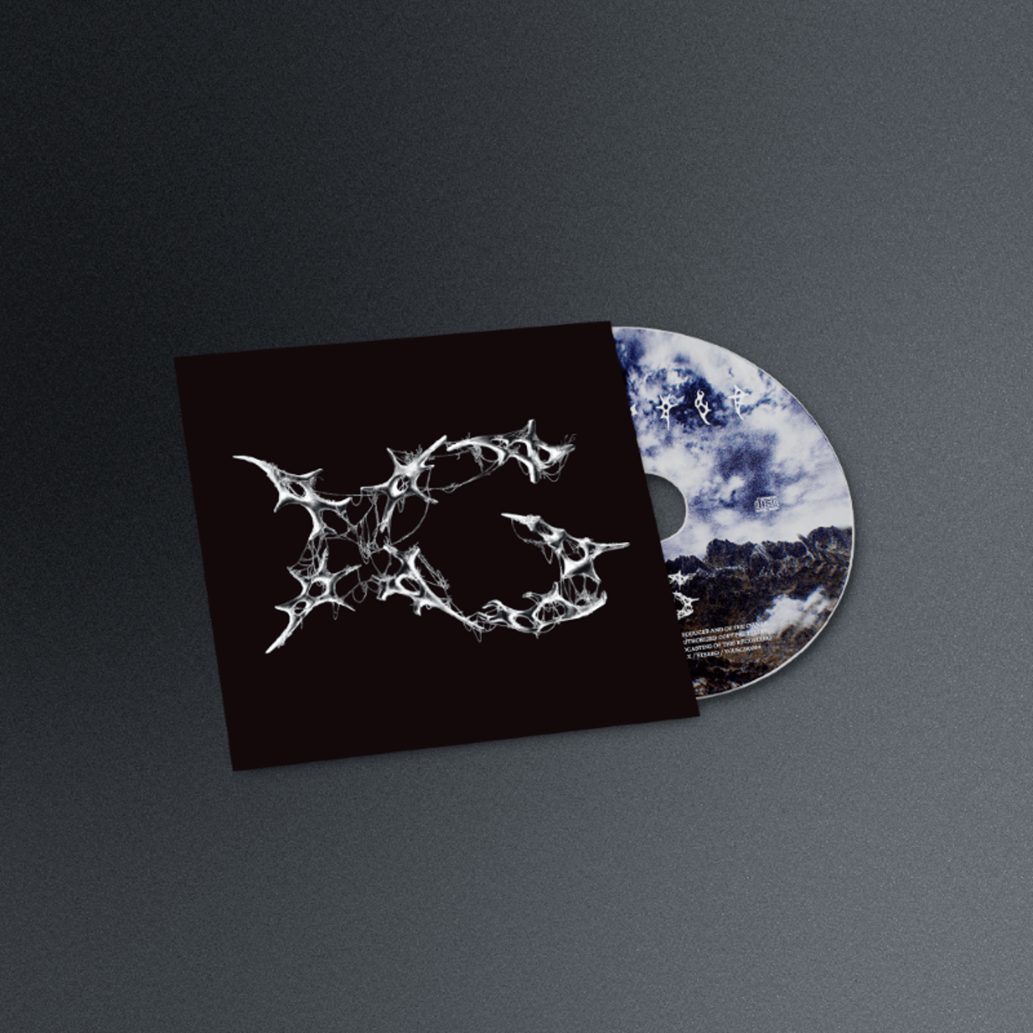 XG - 2nd Mini Album [AWE] (Regular ver.) - Album Kpop : jaquette noire et disque violet/bleu sur fond gris, style Kpop.