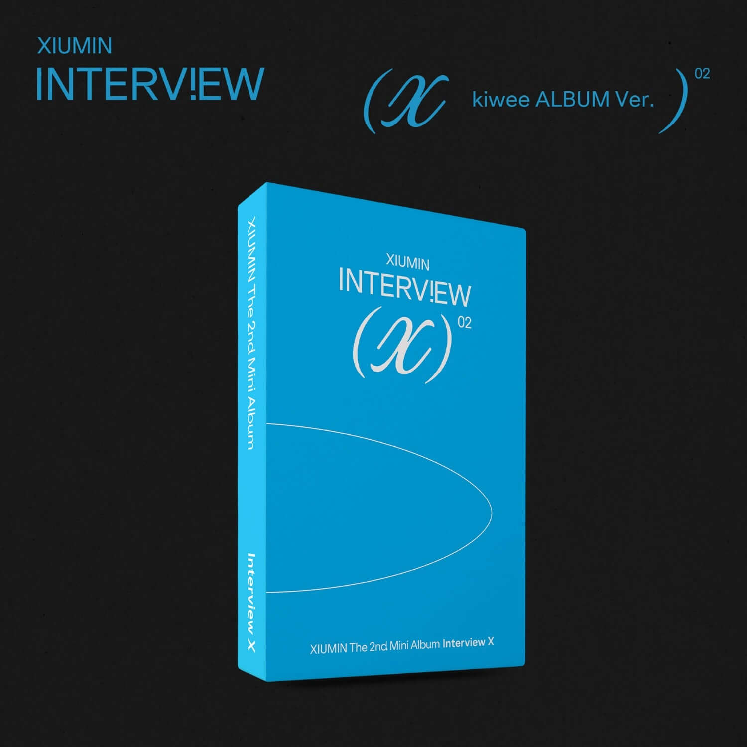 XIUMIN - Interview X [kiwee ALBUM Ver.] (Platform album) - Album Kpop, pochette bleu sur fond noir, visuel éditorial.
