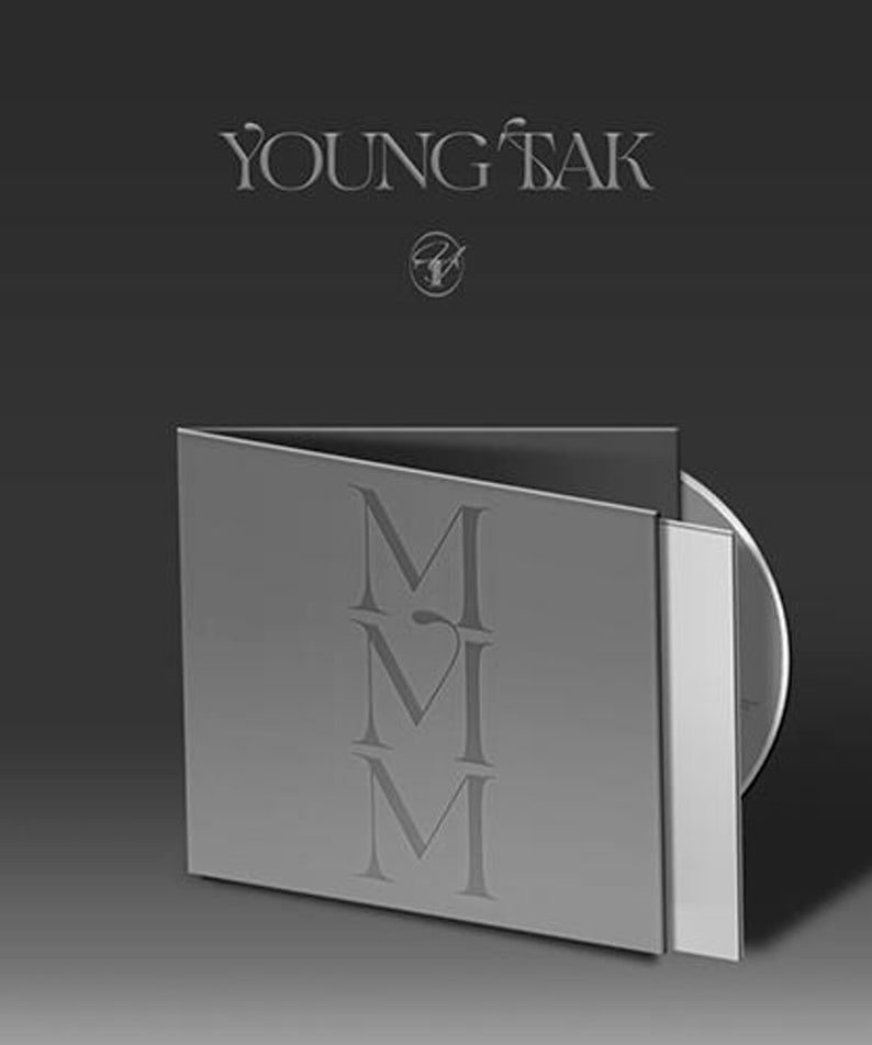 YOUNG TAK - [MMM] (DIGIPACK VER) - Album Kpop : digipack noir et gris avec pochette “MMM”, visuel studio sombre