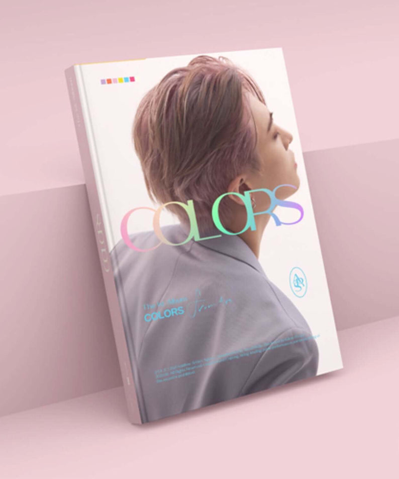 YOUNGJAE - 1st Album [OLORS from Ars] Ver. B - Album Kpop : couverture avec jeune artiste, visuel pastel, format album