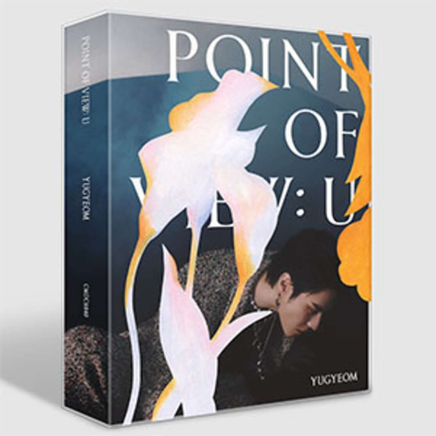 YUGYEOM - EP [Point Of View: U] - Album Kpop par JYP : jaquette en scène avec YUGYEOM, ciel bleu et silhouette, style Kpop