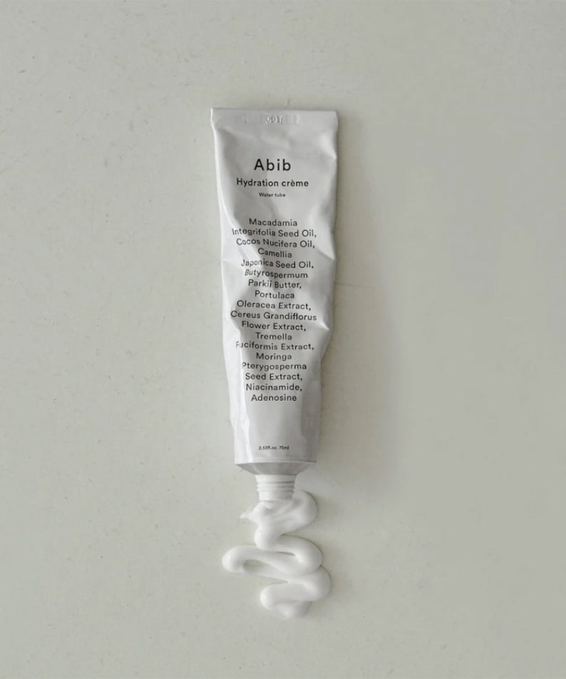 ABIB Hydration Crème Water Tube 75ml, crème visage Abib sur fond clair, tube et texture en surimpression.
