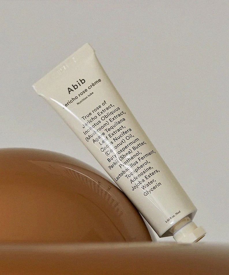 ABIB Jericho Rose Crème Nutrition Tube 75ml, crème rose posée sur fond clair, produit beauté ABIB.