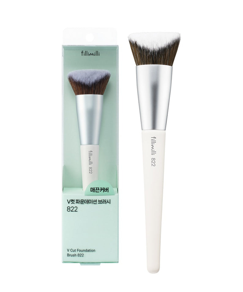 FILLIMILLI V-Cut Foundation Brush 822