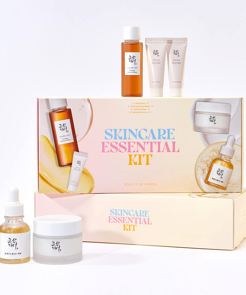 Coffret BEAUTY OF JOSEON Skincare Essential Set avec Ginseng Essence Water, Suncream, Dynasty Cream et Glow Serum, format 30 ml.