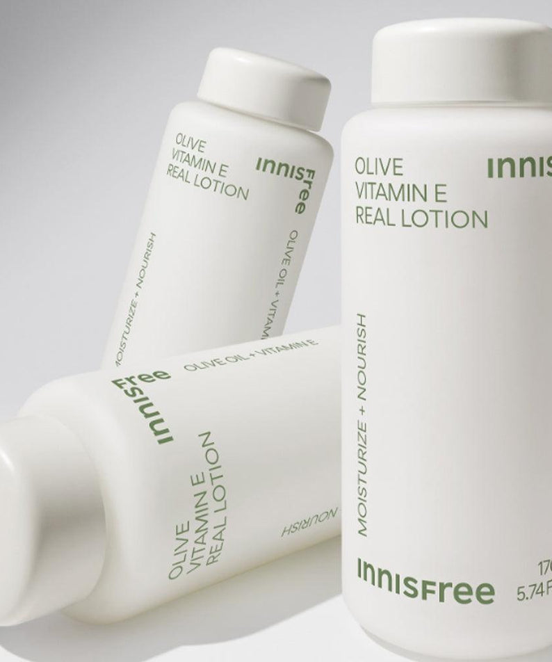 INNISFREE Olive Vitamin E Real Lotion 170ml : flacons crème hydratante Innisfree sur fond blanc, style produit beauté.
